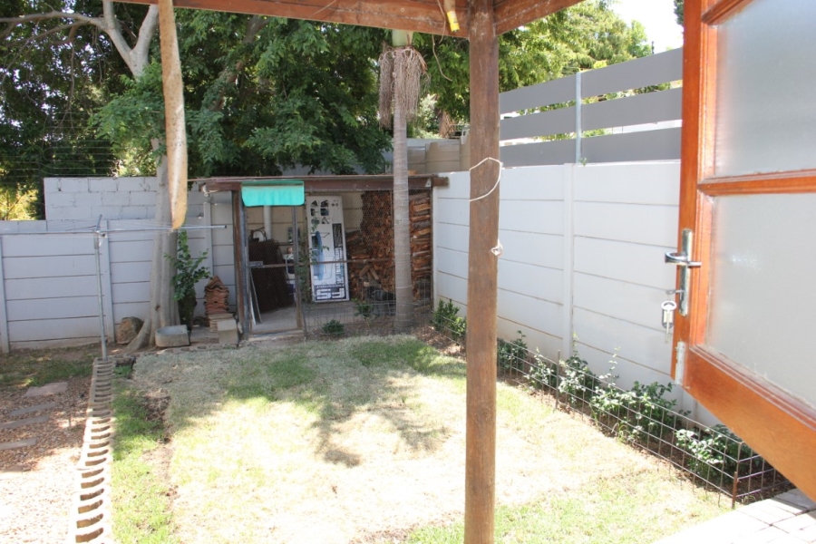 To Let 3 Bedroom Property for Rent in Heldervue Western Cape